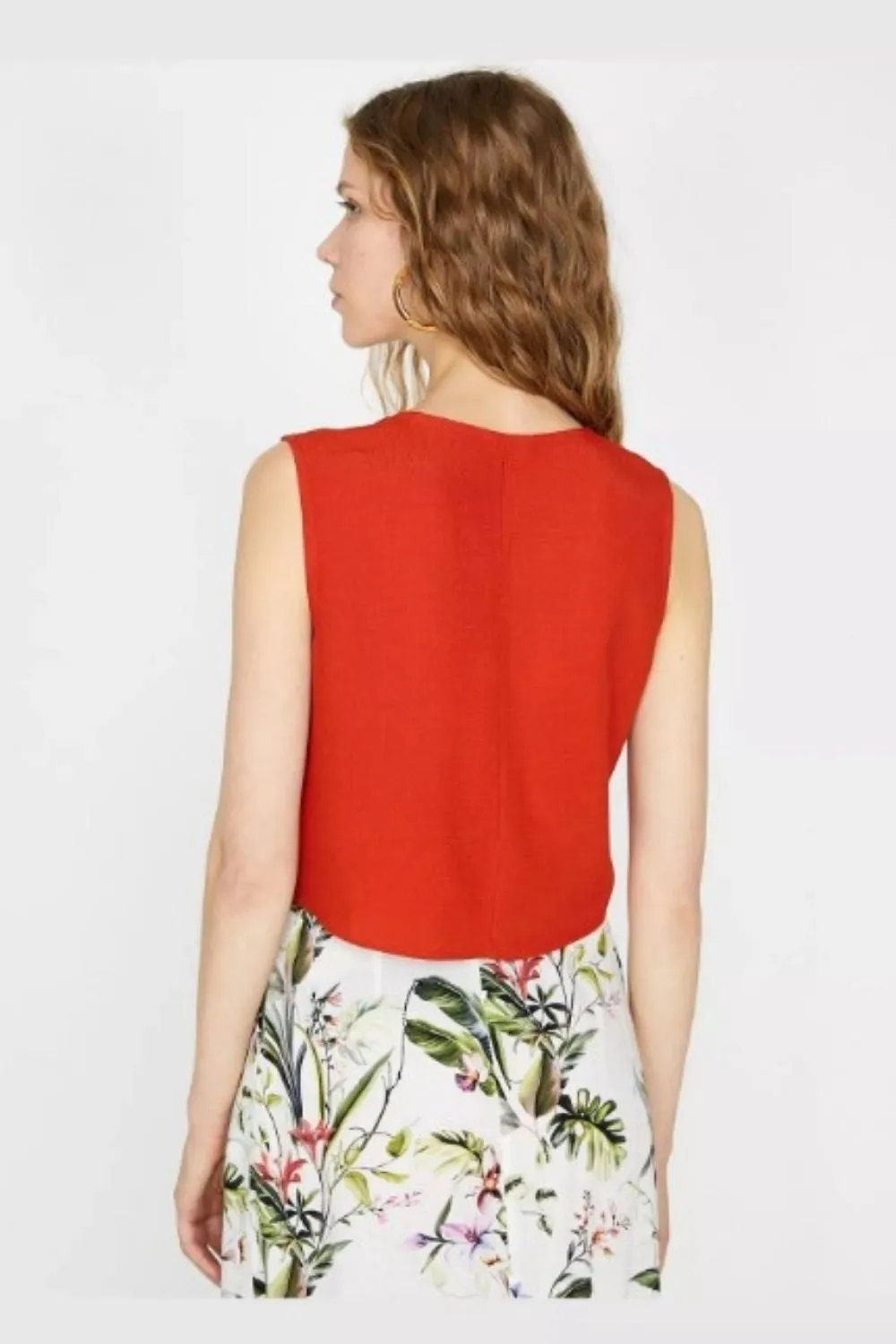 I See You Red Sleeveless Top