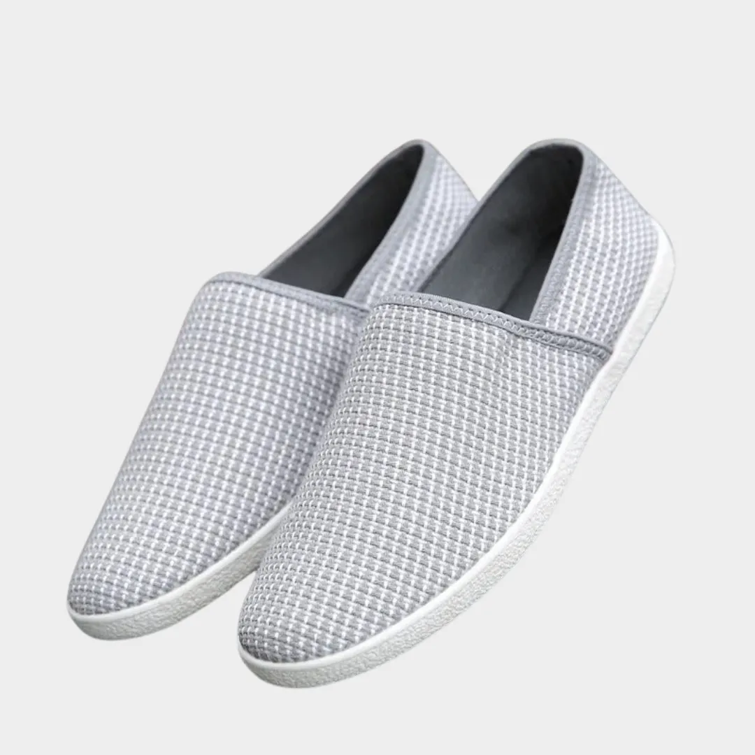Men's Breathable Canvas Loafers  Slip-On Casual Shoes  Lightweight Linen  Multiple Colours