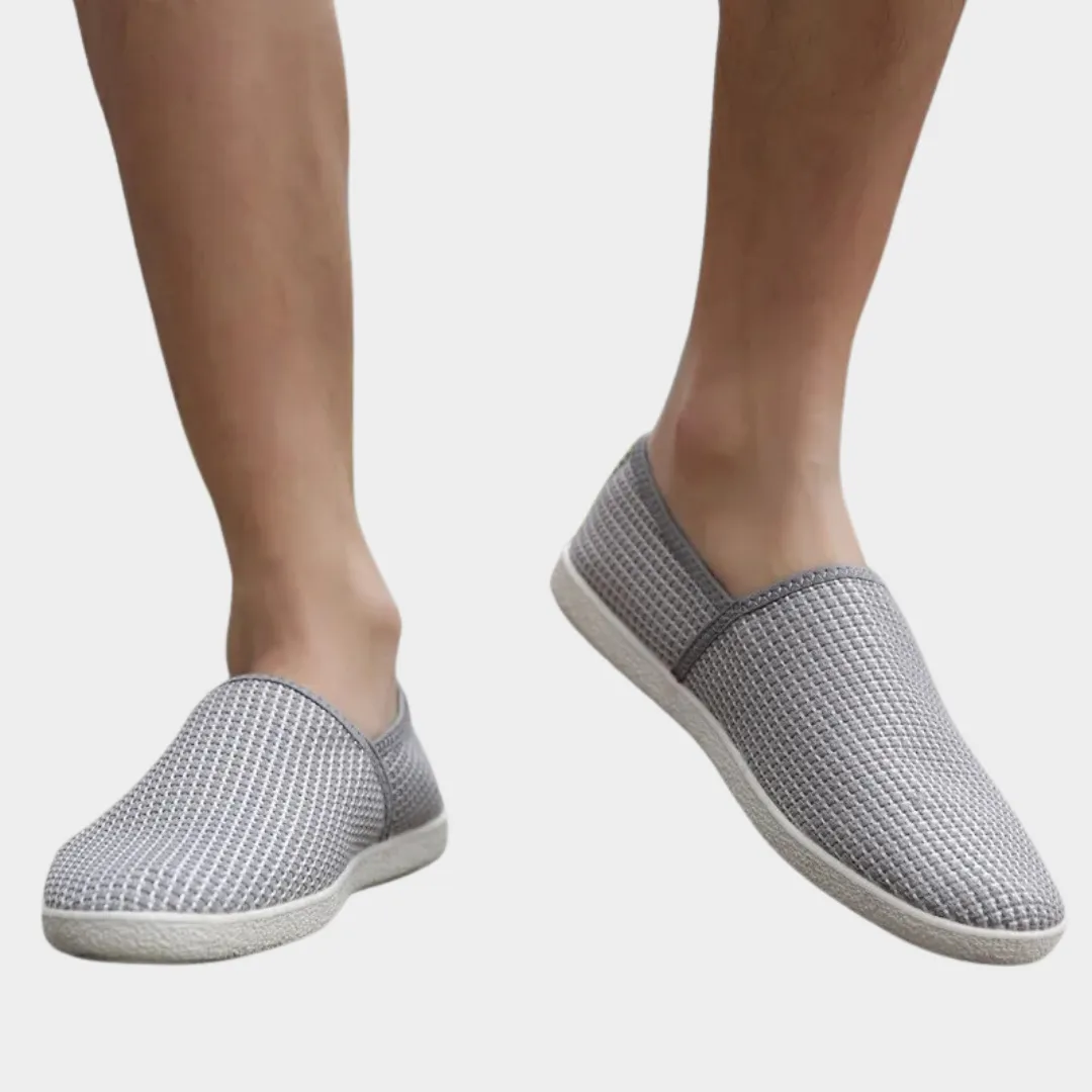 Men's Breathable Canvas Loafers  Slip-On Casual Shoes  Lightweight Linen  Multiple Colours